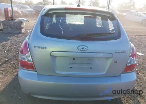 2011 Hyundai Accent Gs z USA, uszkodzony, nr VIN KMHCM3AC8BU186342